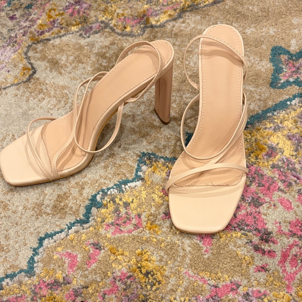 Lulu's nude Strappy Heels